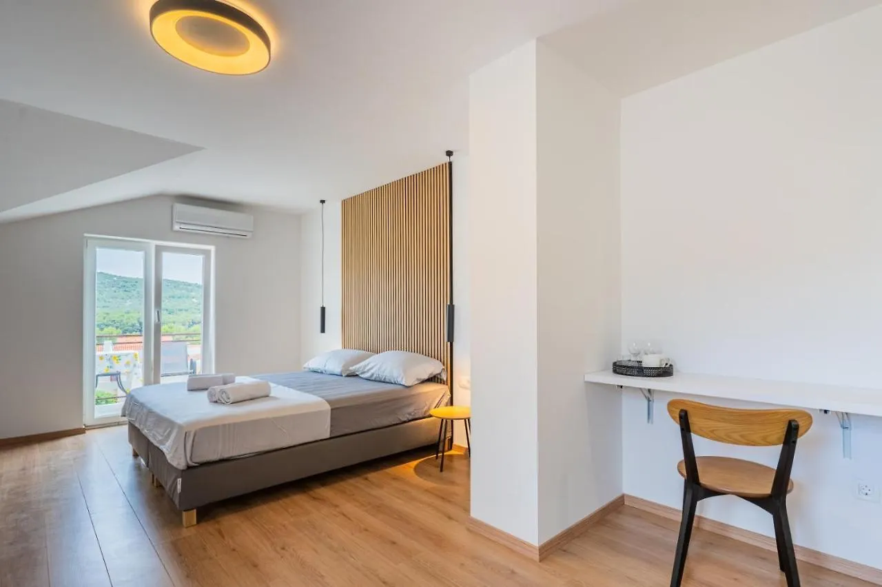 Room In Cres With Sea View, Balcony, Air Conditioning, Wifi 4249-6 Kroatië
