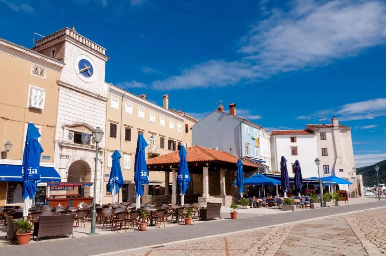 Room In Cres With Sea View, Balcony, Air Conditioning, Wifi 4249-6 0*,